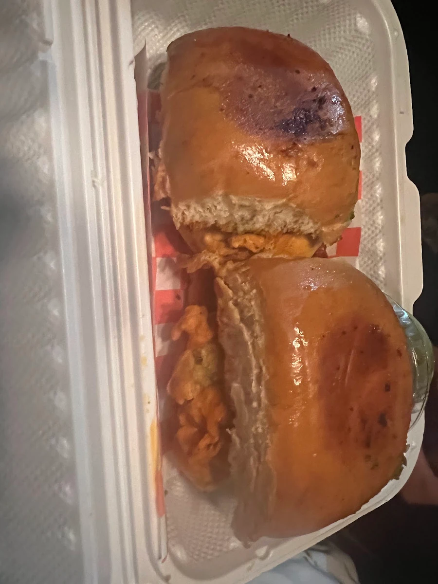 Vada Pao, Junction - Indian Street Food (Winnipeg)