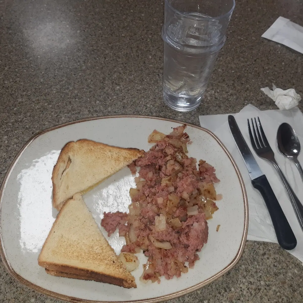 Corned Beef Hash with Toast