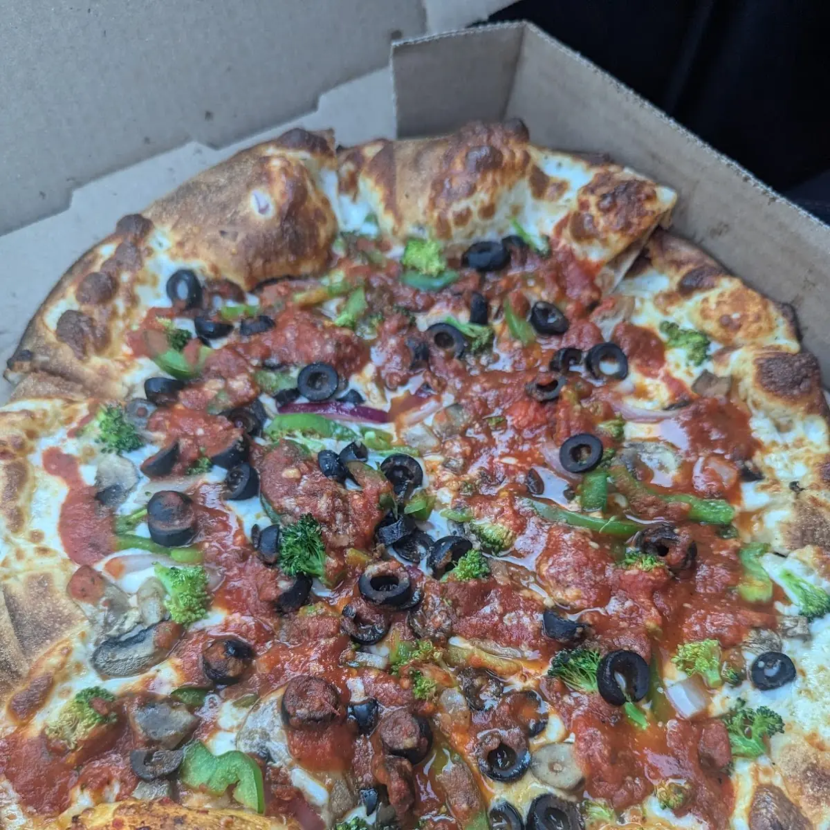 House Vegetarian Pizza