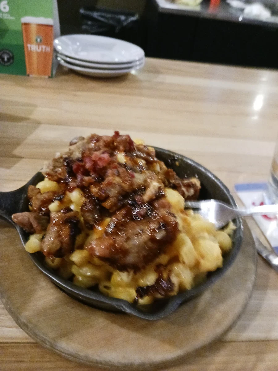Pulled Pork Mac and Cheese