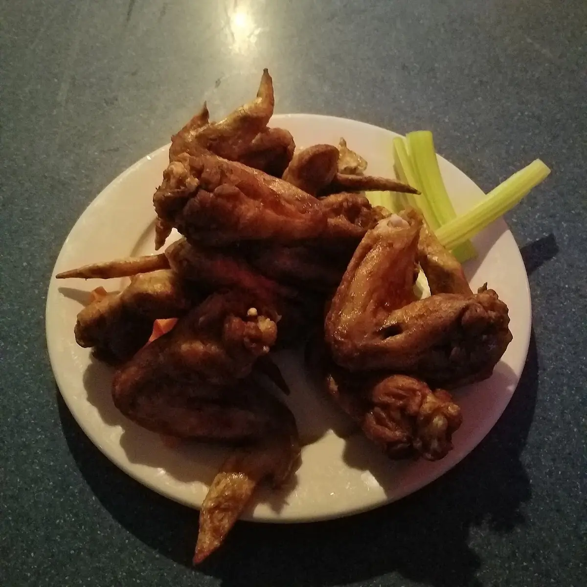 Fast Break Wings