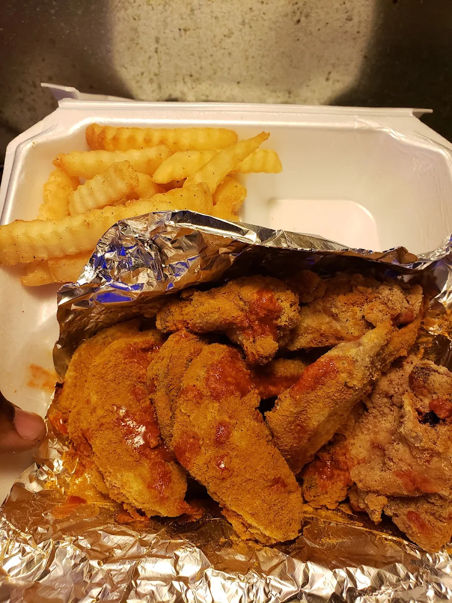 Skybox Wings and Fries
