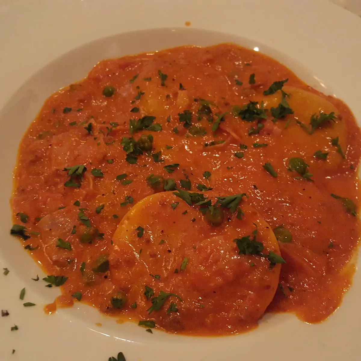 Cheese Ravioli with Tomato Sauce