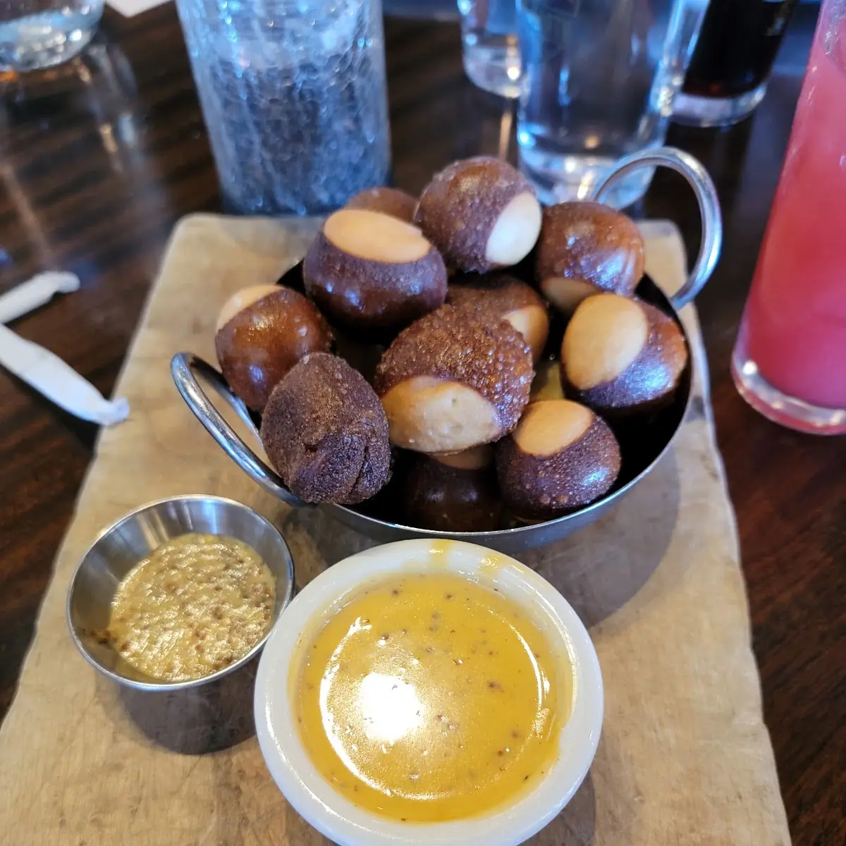 Pretzel Bites
