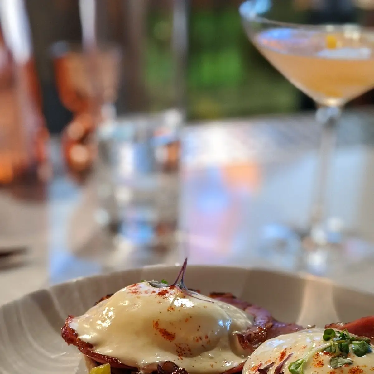 Eggs Benedict