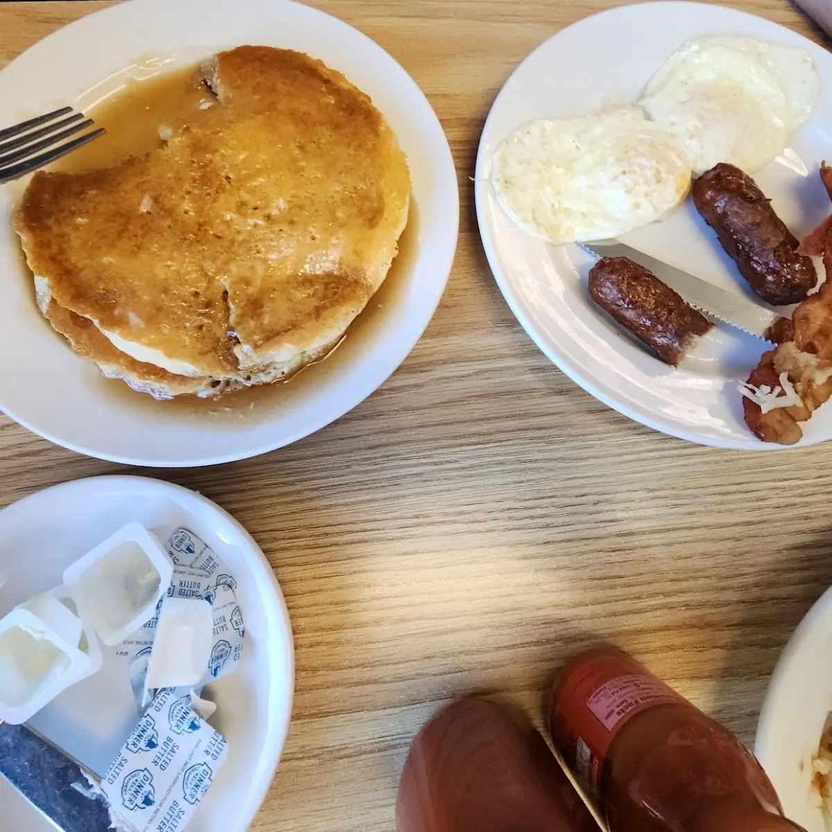 Two Eggs Two Pancakes
