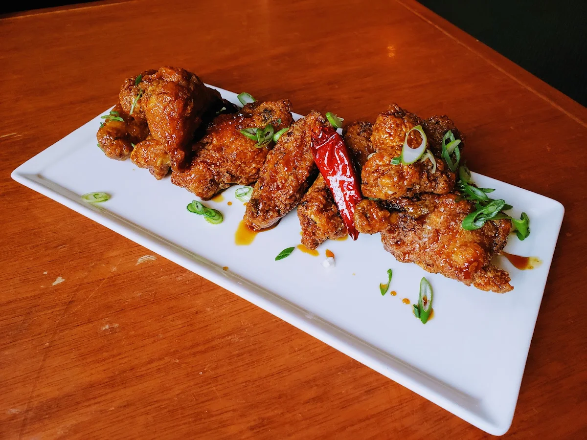 Dry Fried Chicken Wings