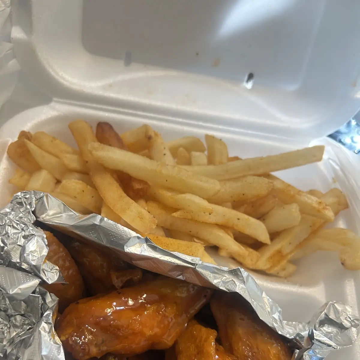 Lemon Pepper Wings Combo