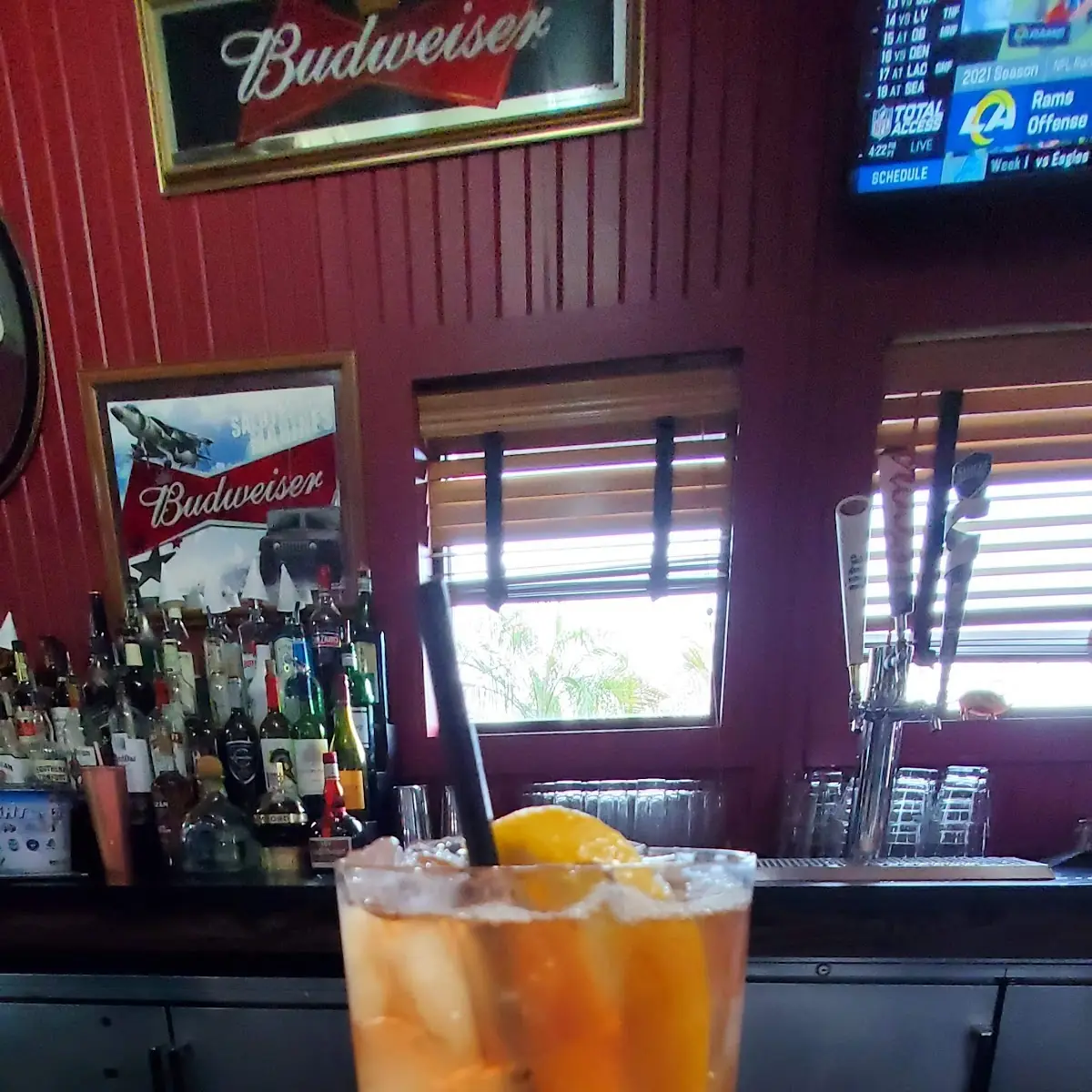 Freshly Brewed Iced Tea Sweet Tea or Lemonade