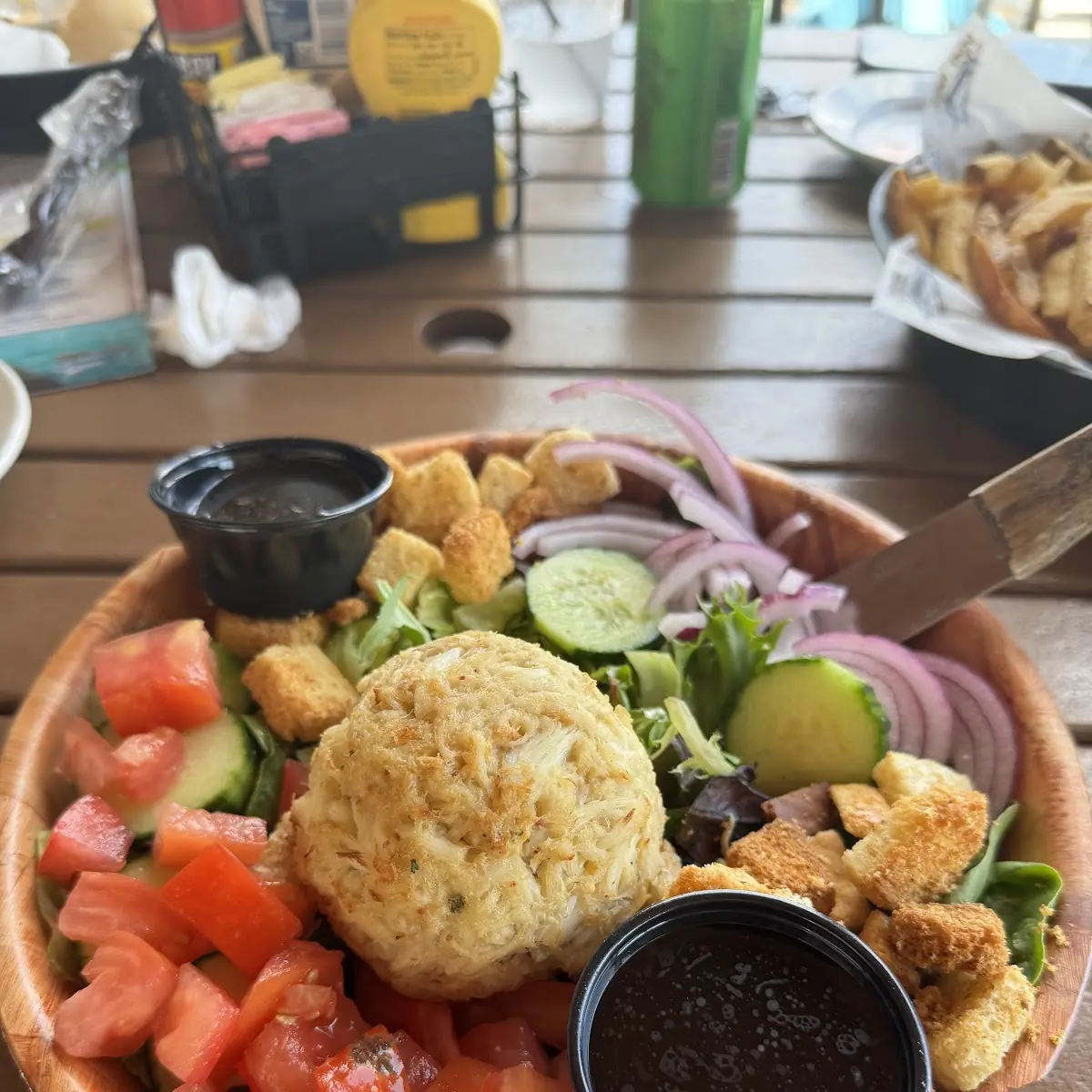 House Salad & Crab Cake
