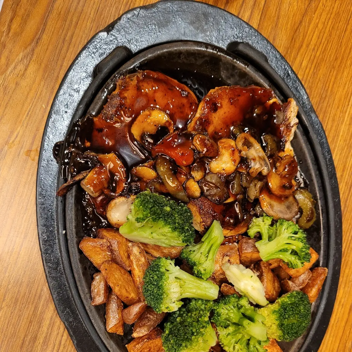 Bourbon Chicken Sizzlin'Skillet