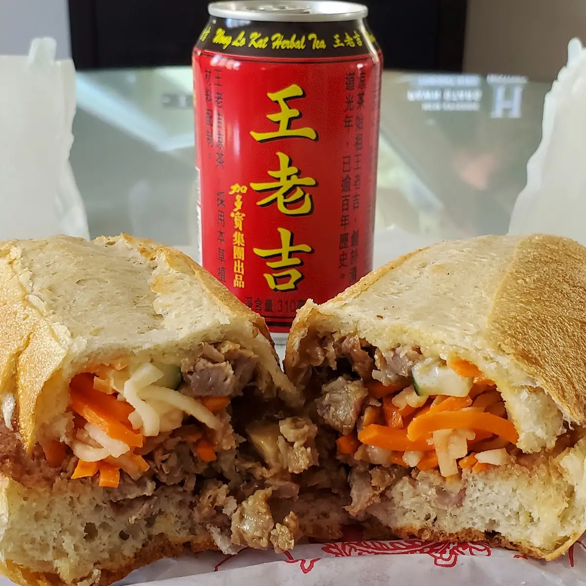 8 Banh MI