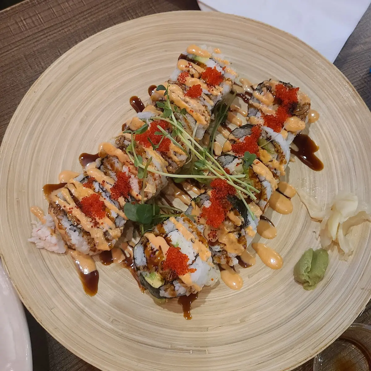 Yellowtail Scallion Roll