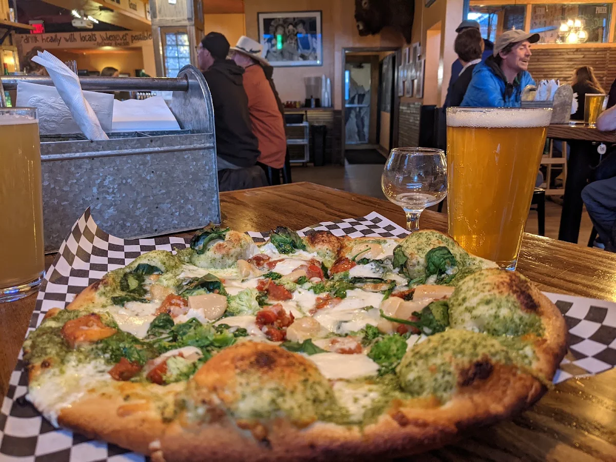 Roasted Garlic Pizza