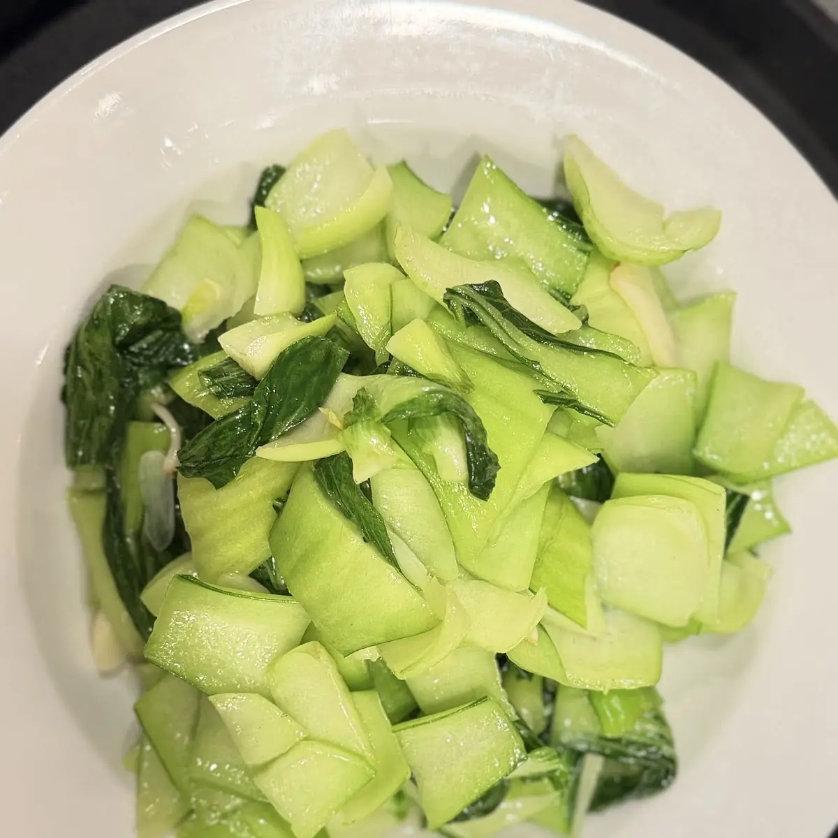 Cucumber w Garlic Sauce