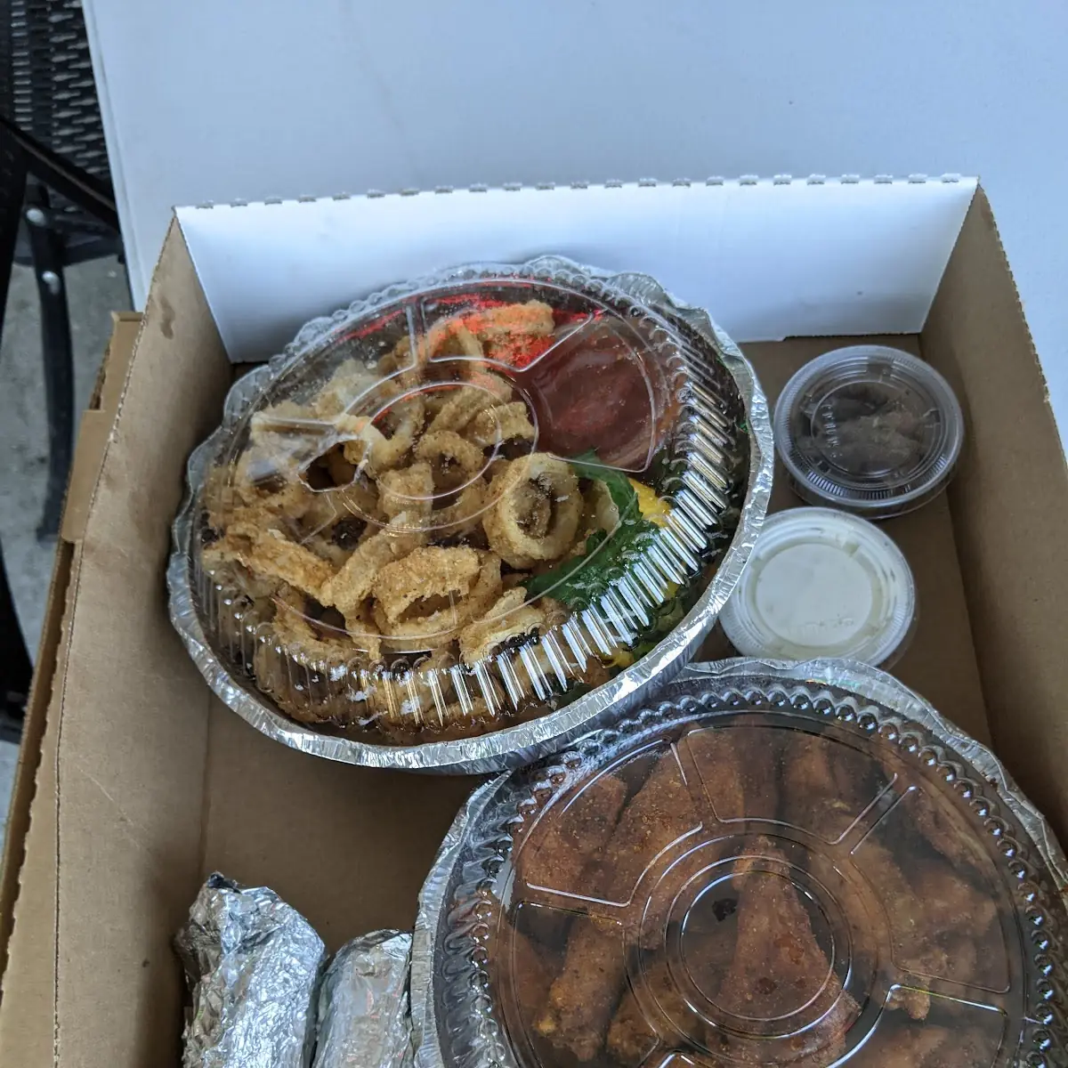 Fried Calamari and Wings
