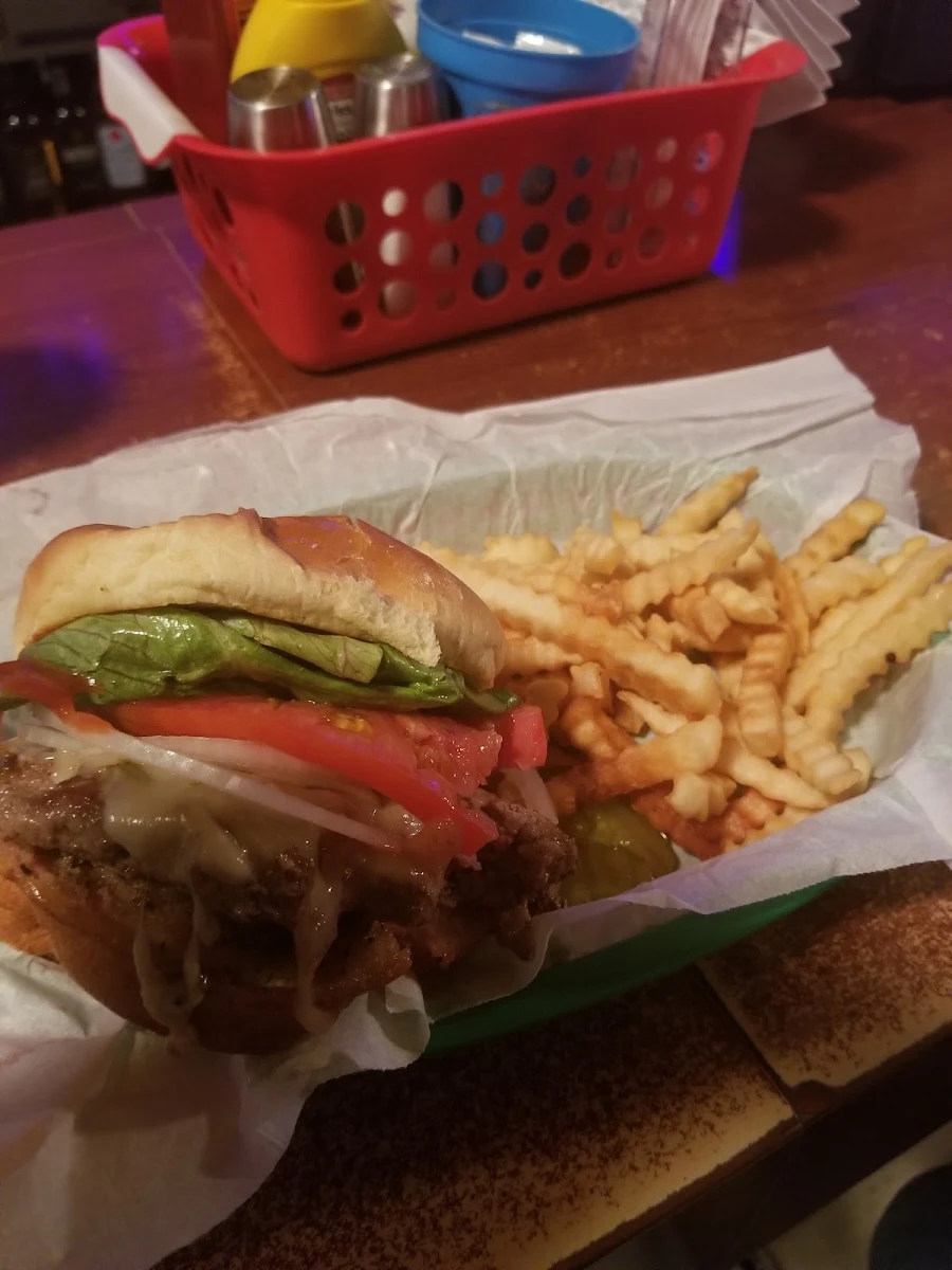 1 2 Pound Cheeseburger and Fries
