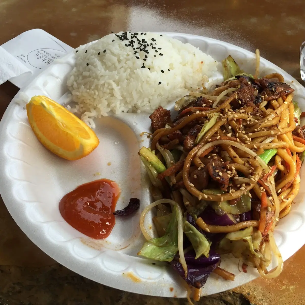 Beef Noodle Plate with Steamed Rice