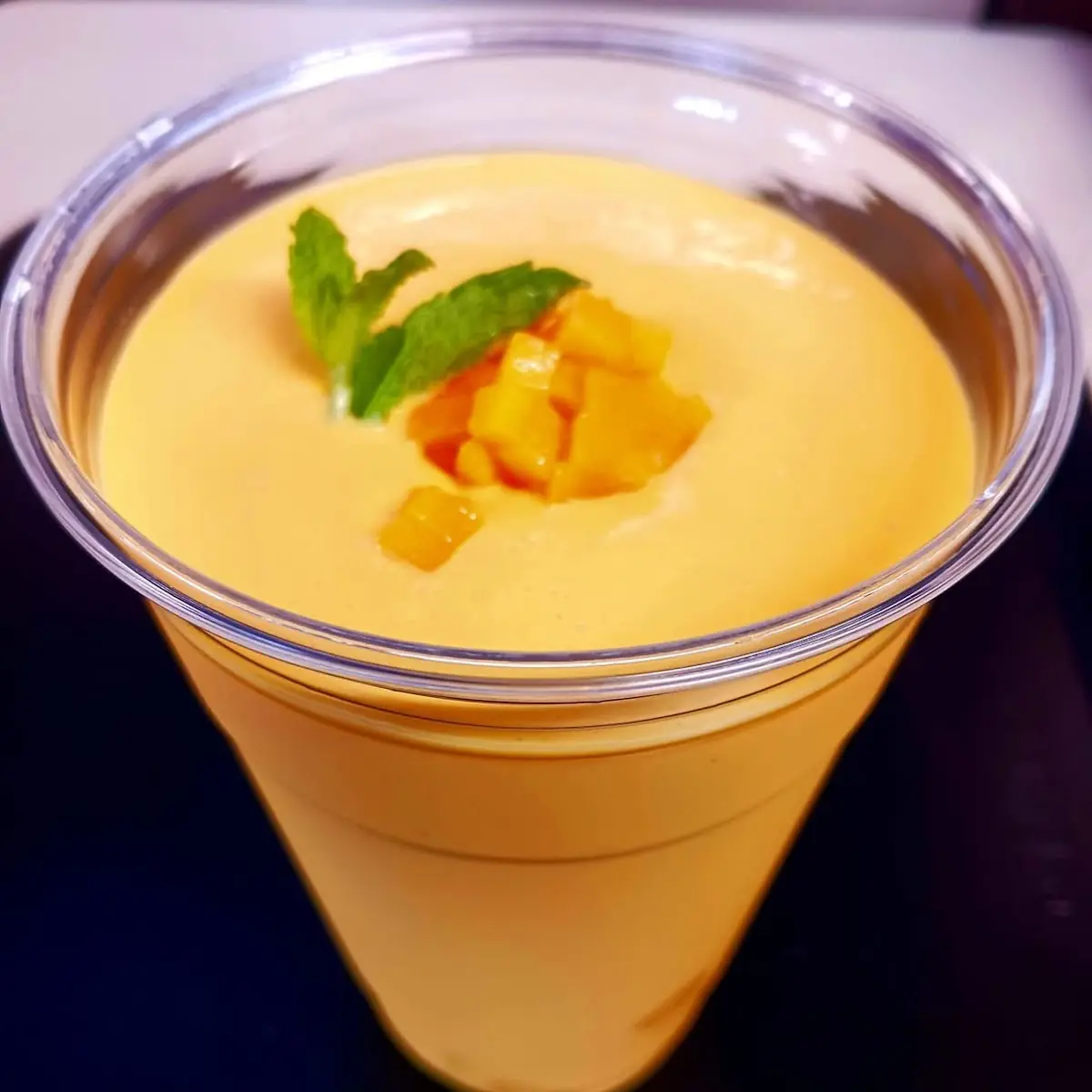 Mango lassie