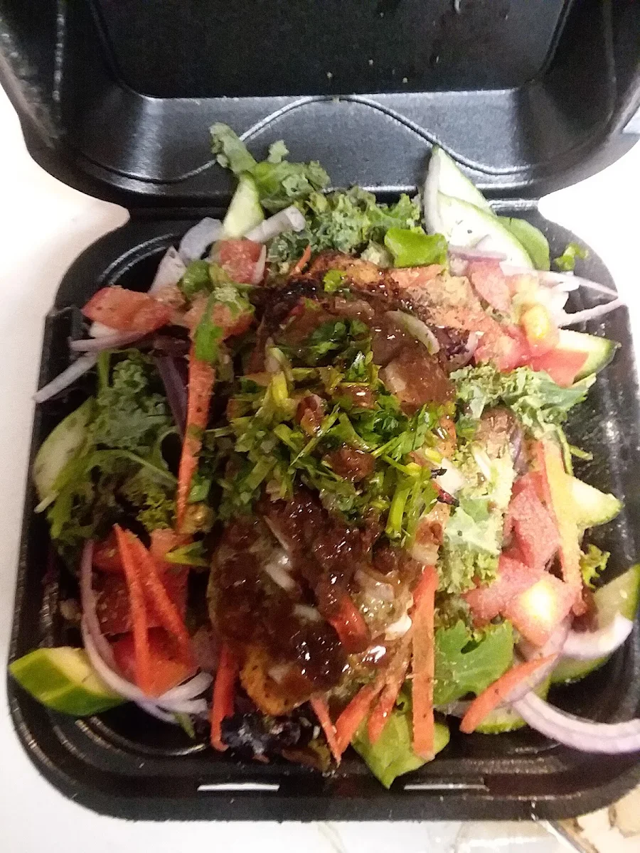 Spicy Salmon Salad