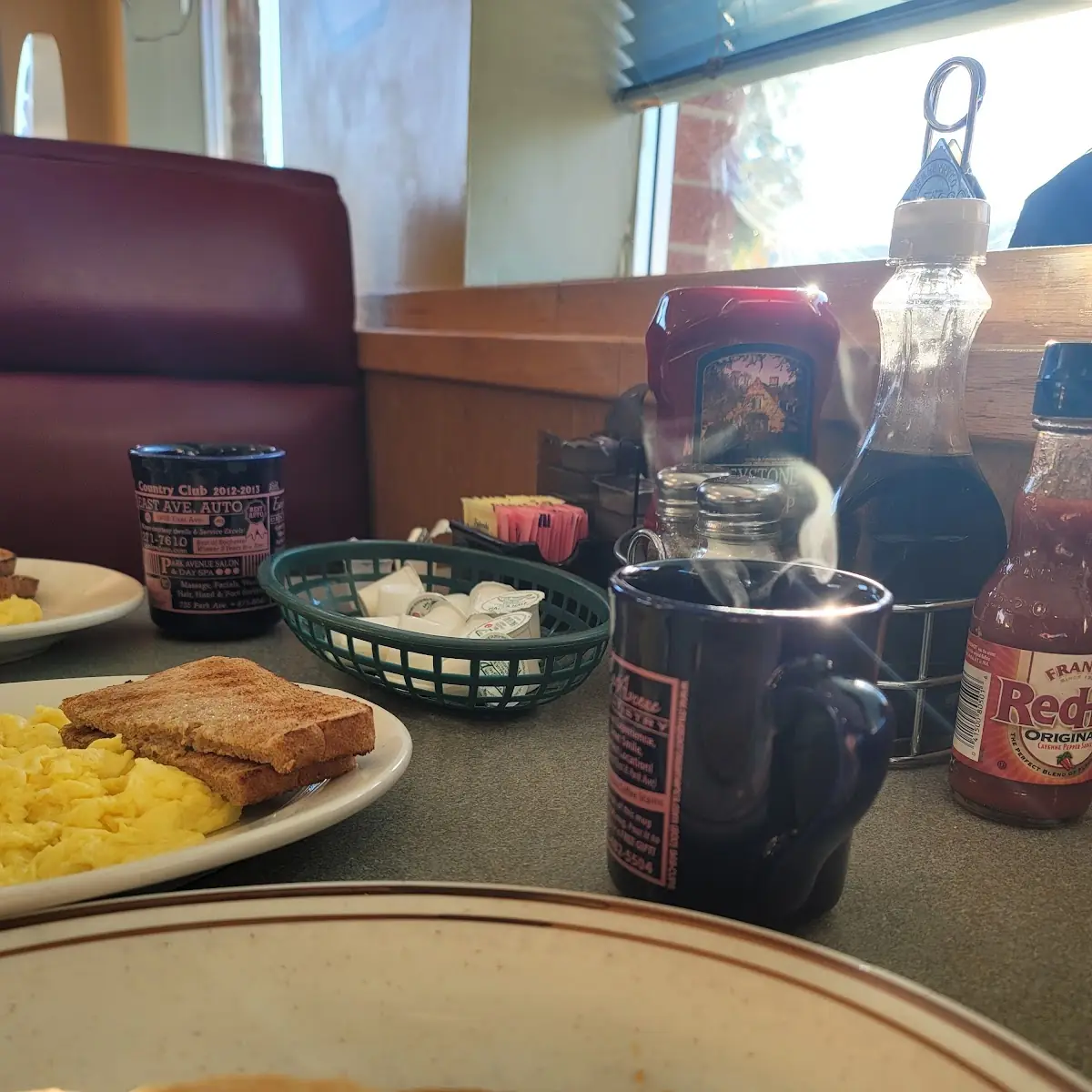 Scrambled Eggs with Pancakes