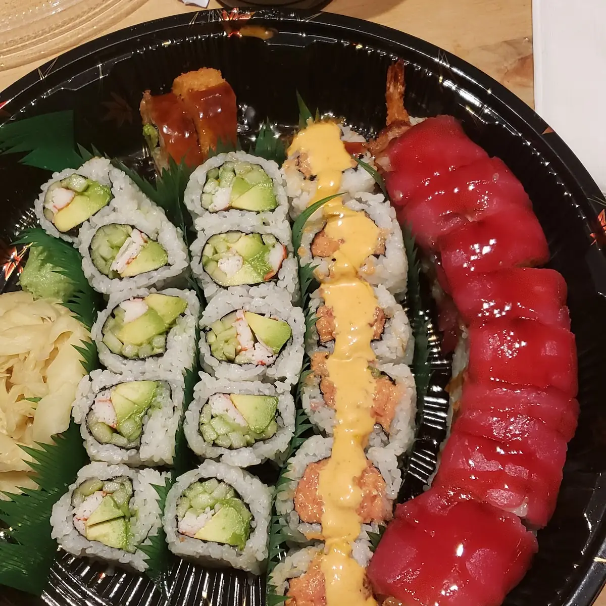 California Spicy Tuna and Dynamite Roll