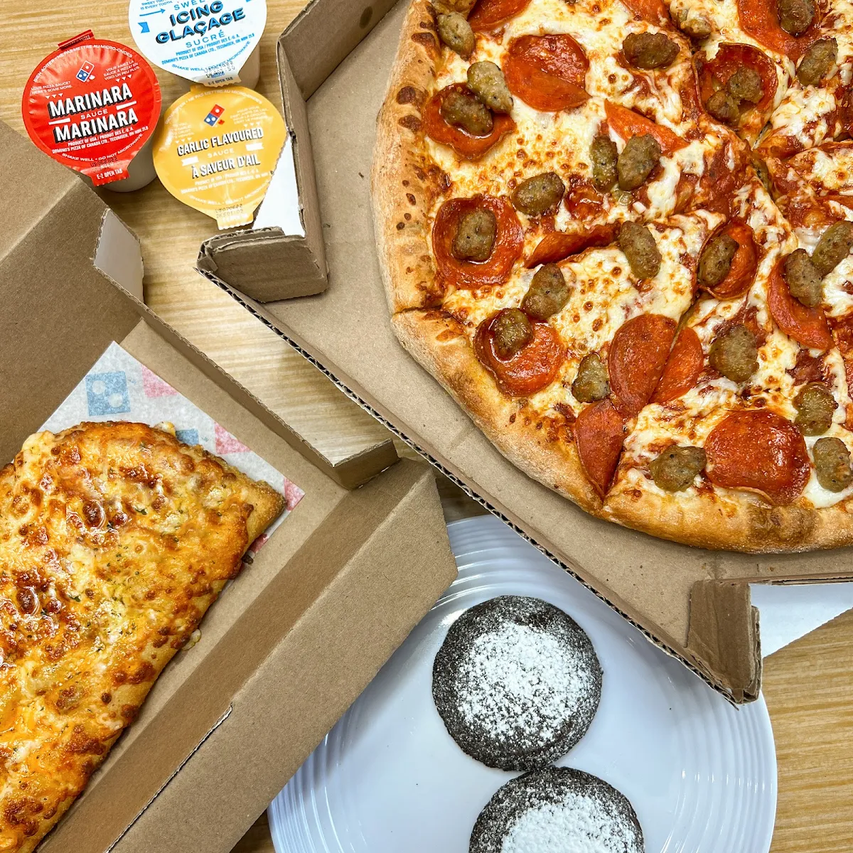 Pepperoni Feast, Domino's Pizza