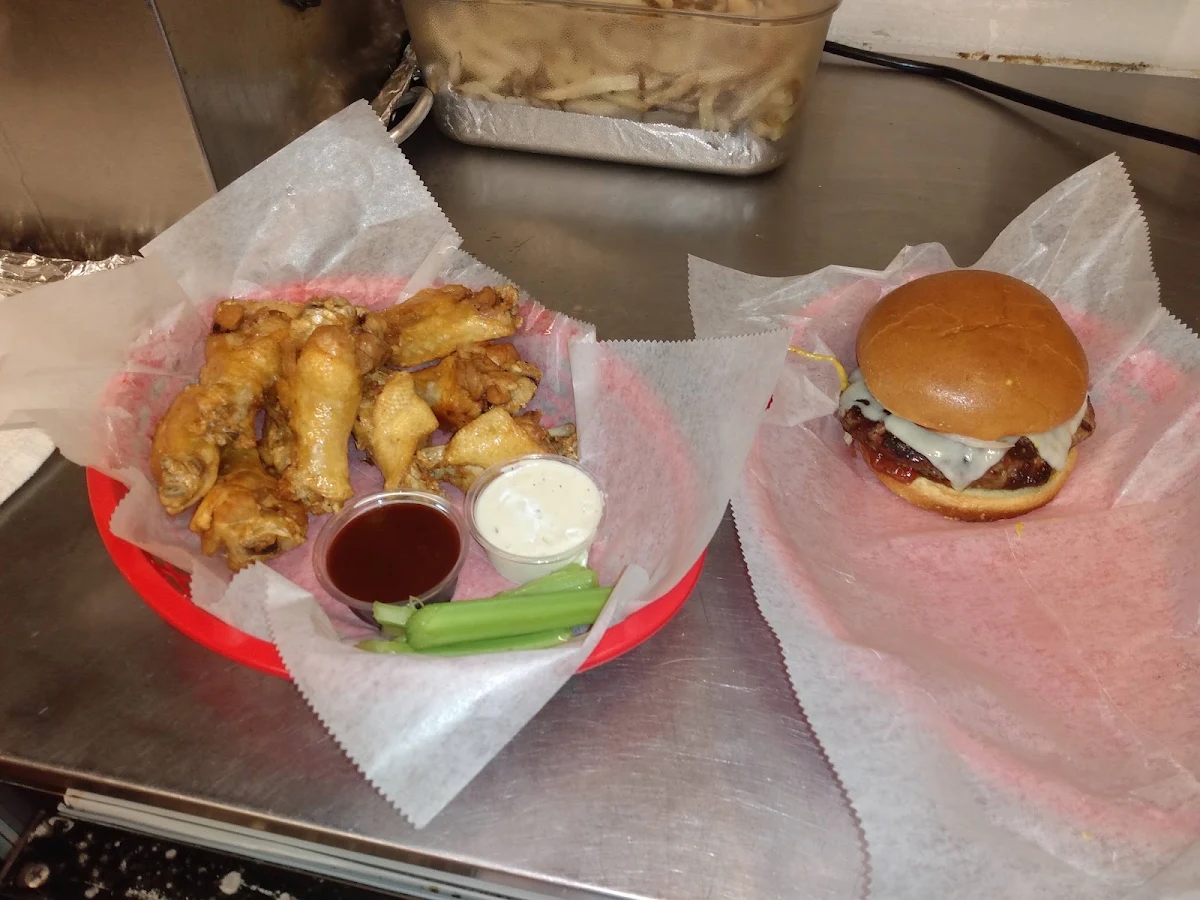 Chicken Wings and Burger Combo