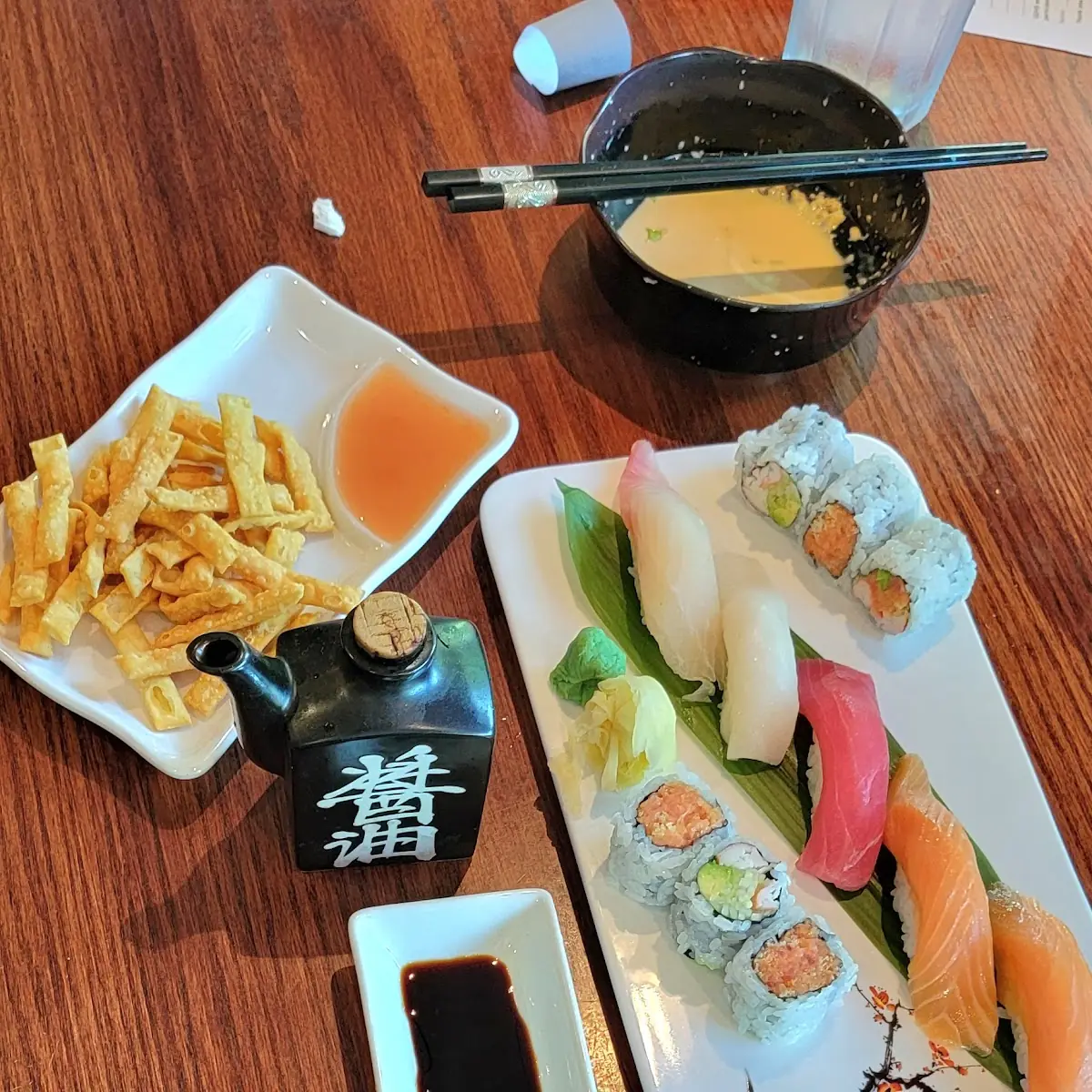 Lunch Sashimi and Golden Dragon Roll