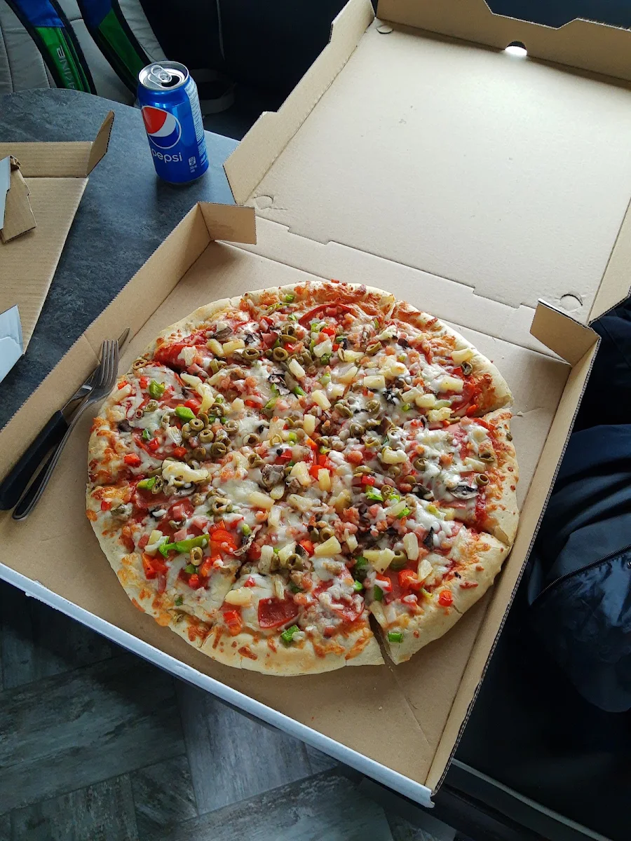 Large Pizza by Name