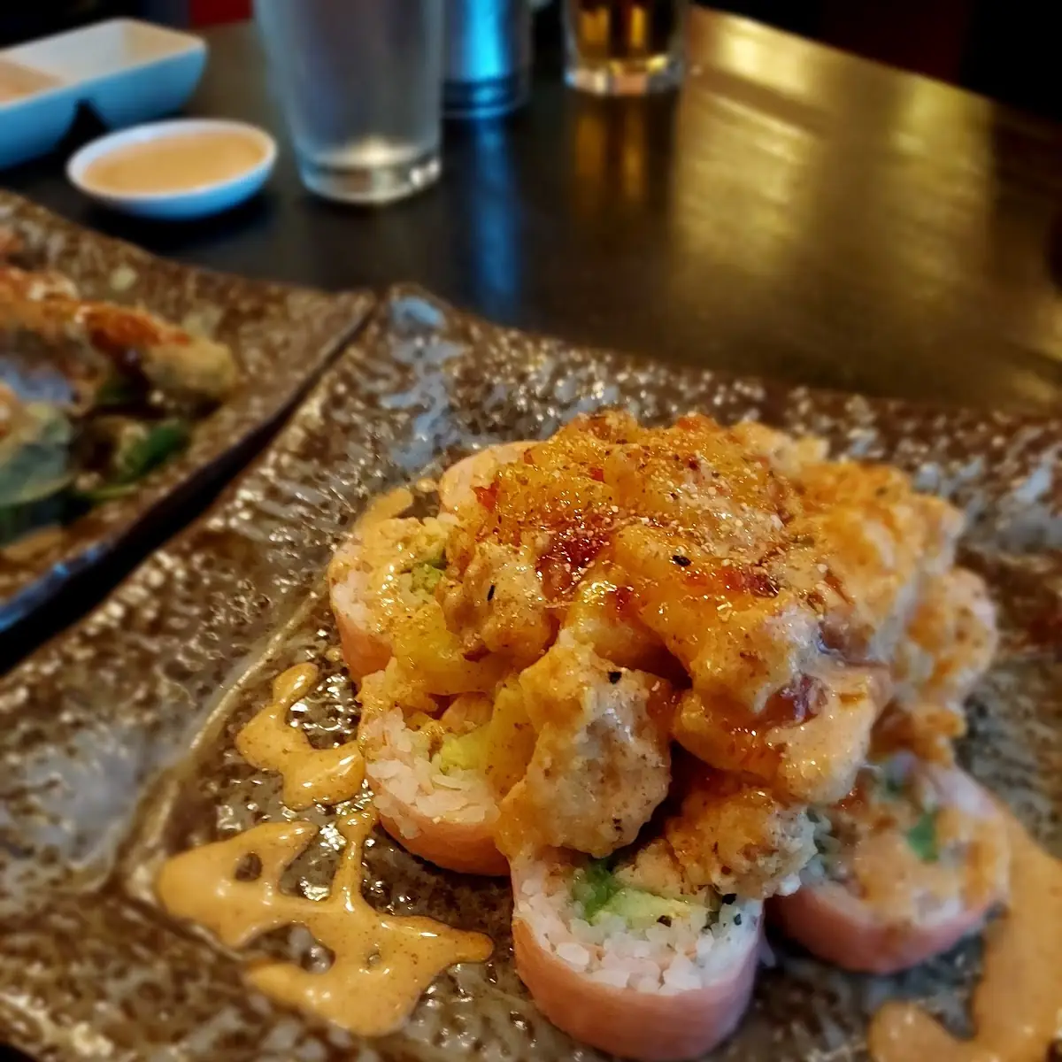 Salmon Roll*