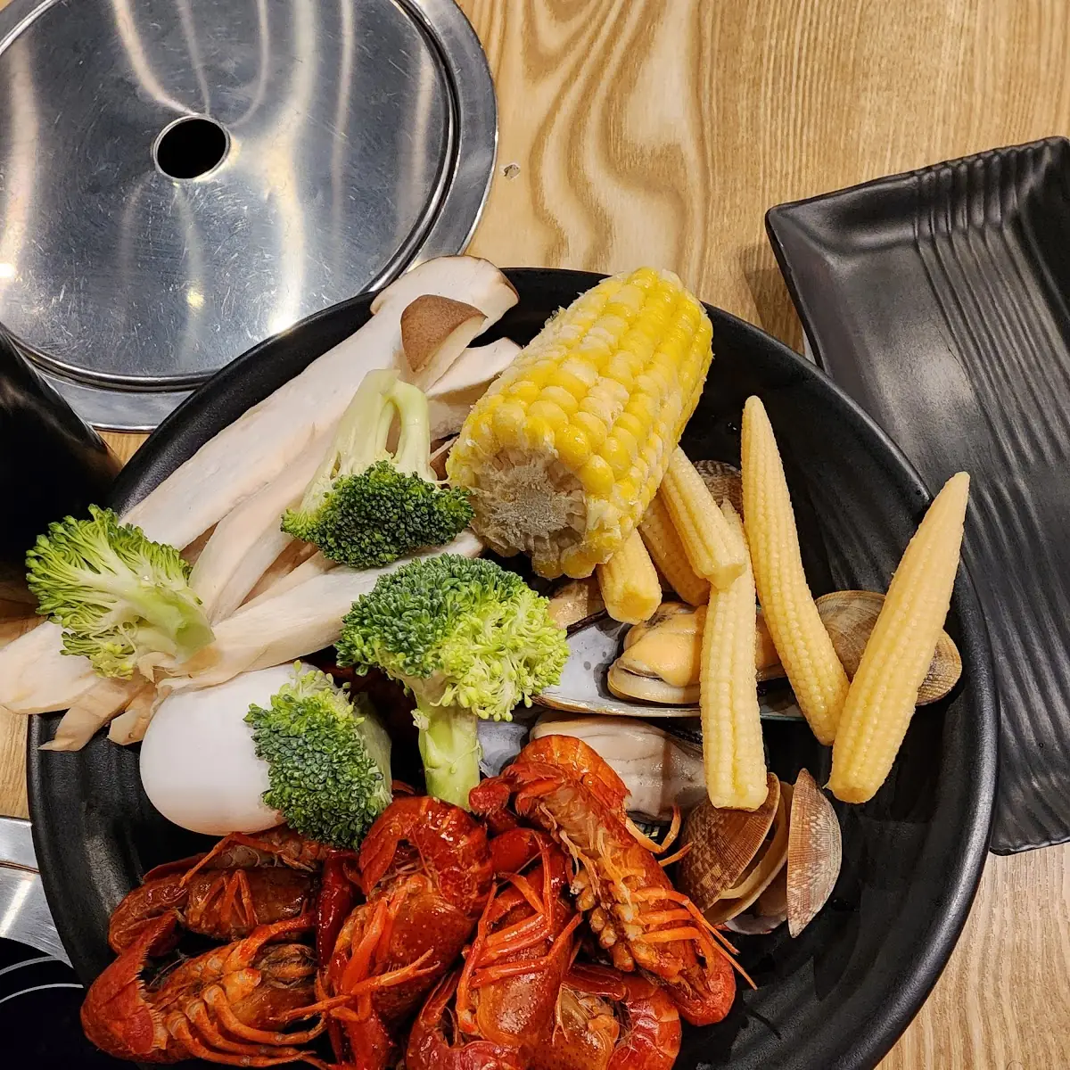 Assorted Vegetables & Crawfish