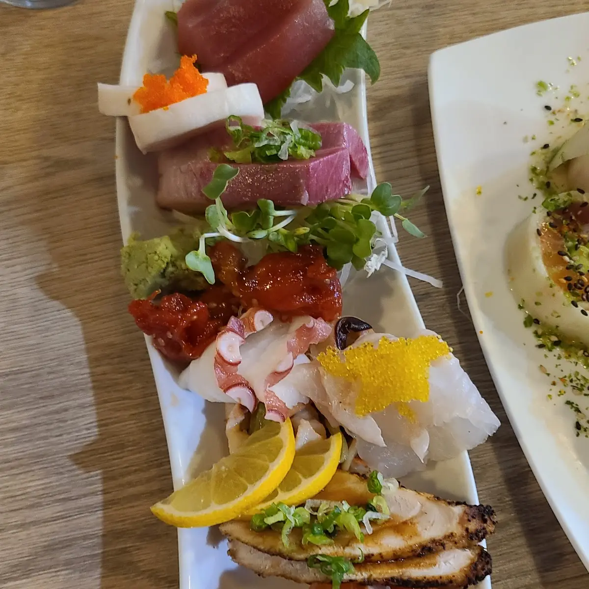 Sushi Sashimi Deluxe