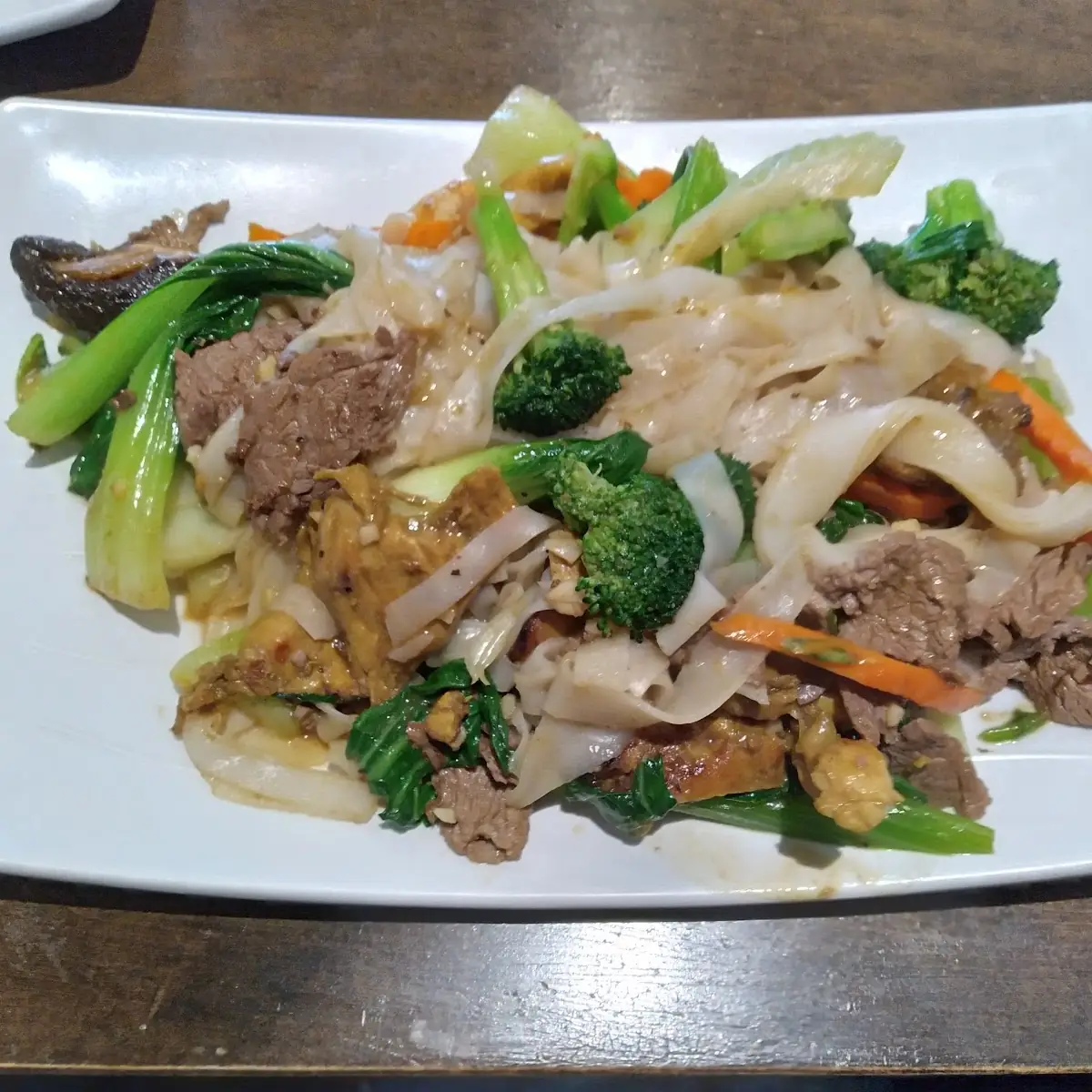 Combination Lo Mein Noodles