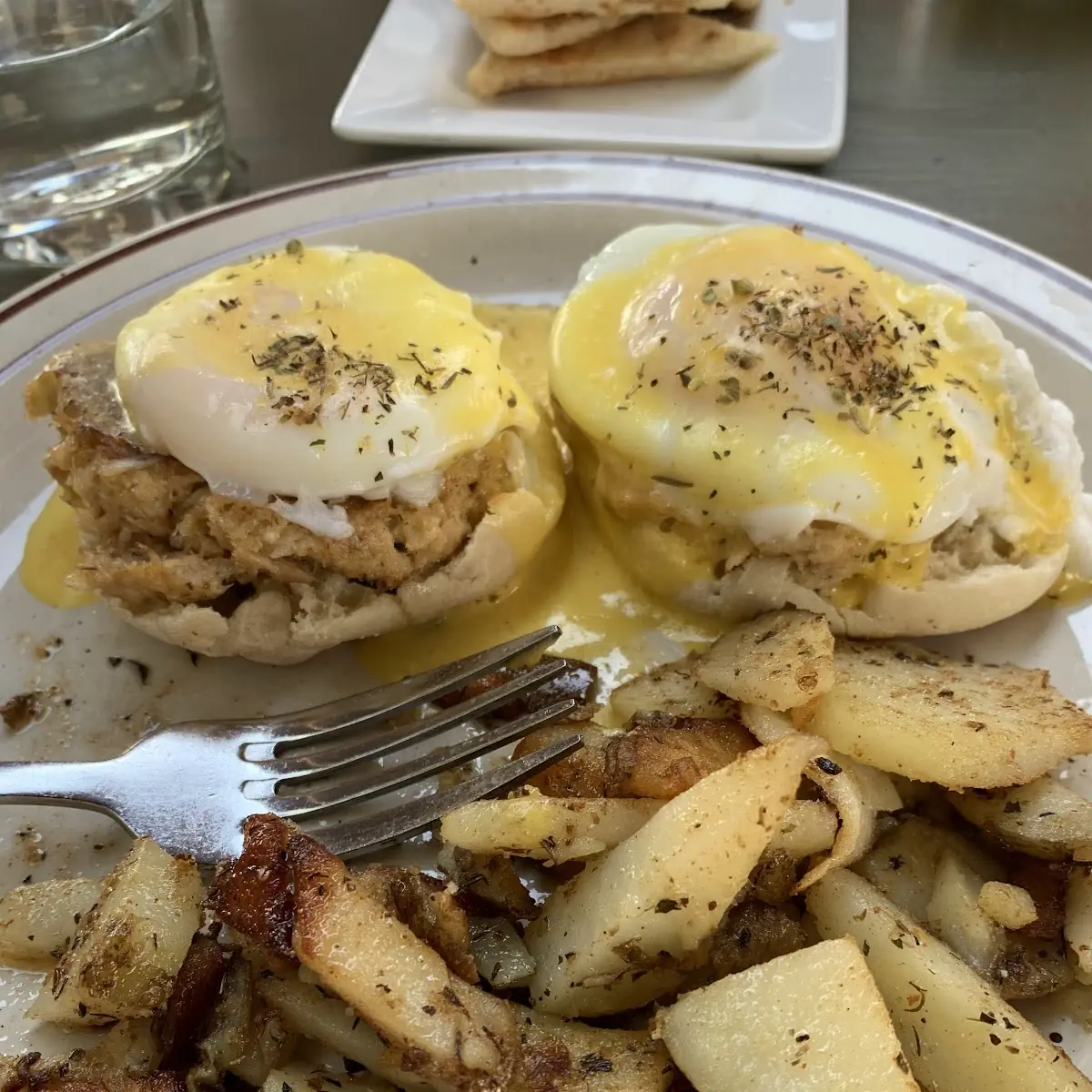 Crab Cake Benny