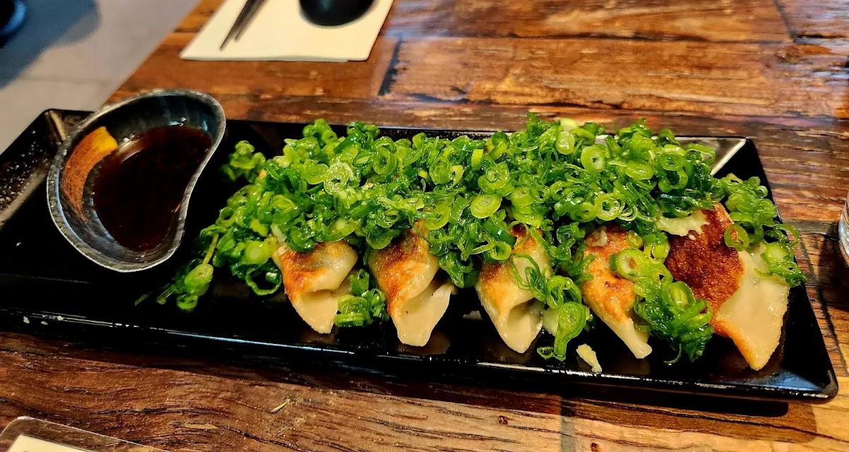 Gyoza with Garlic and Green Onion, Sansotei Ramen
