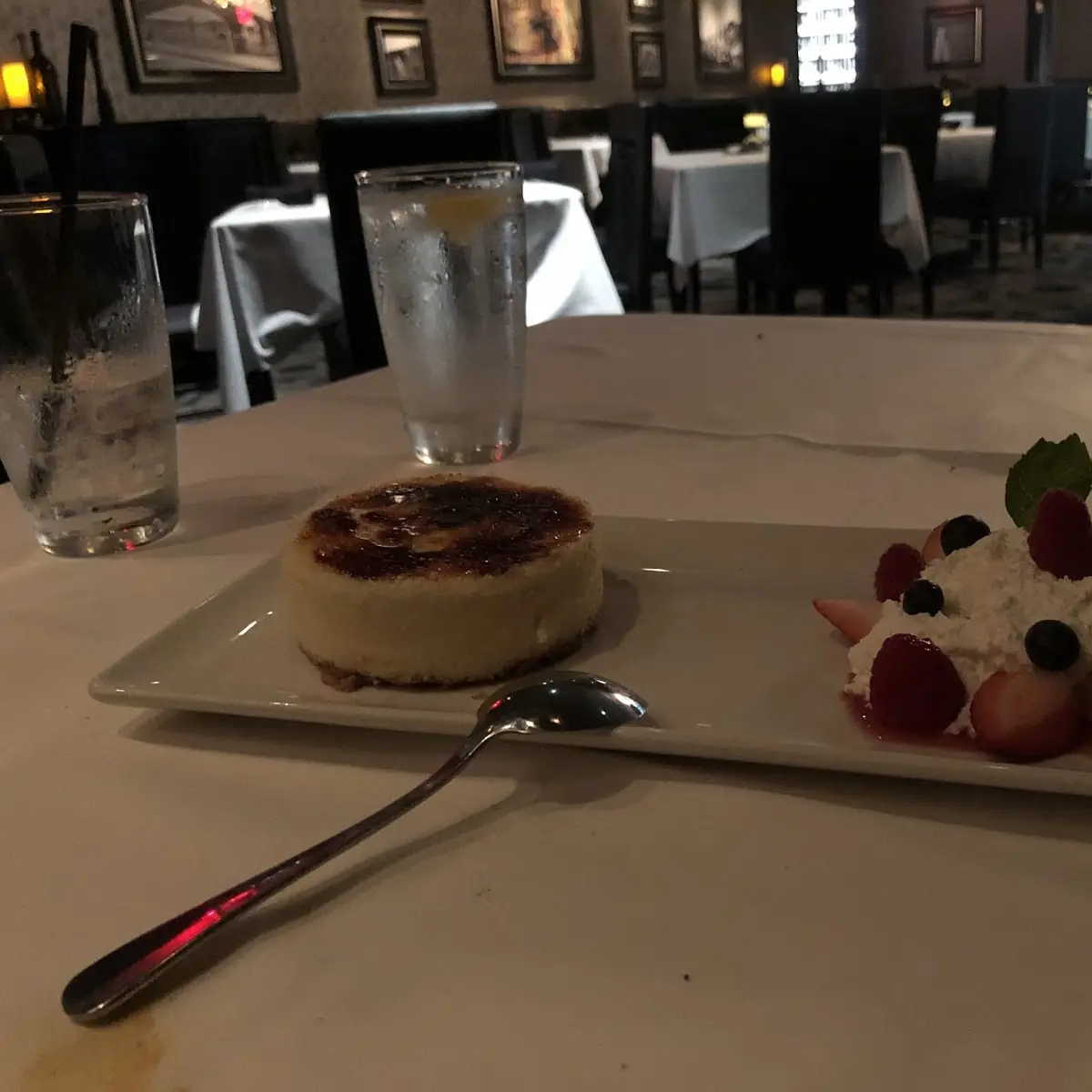 Morton's Legendary Hot Chocolate Cake