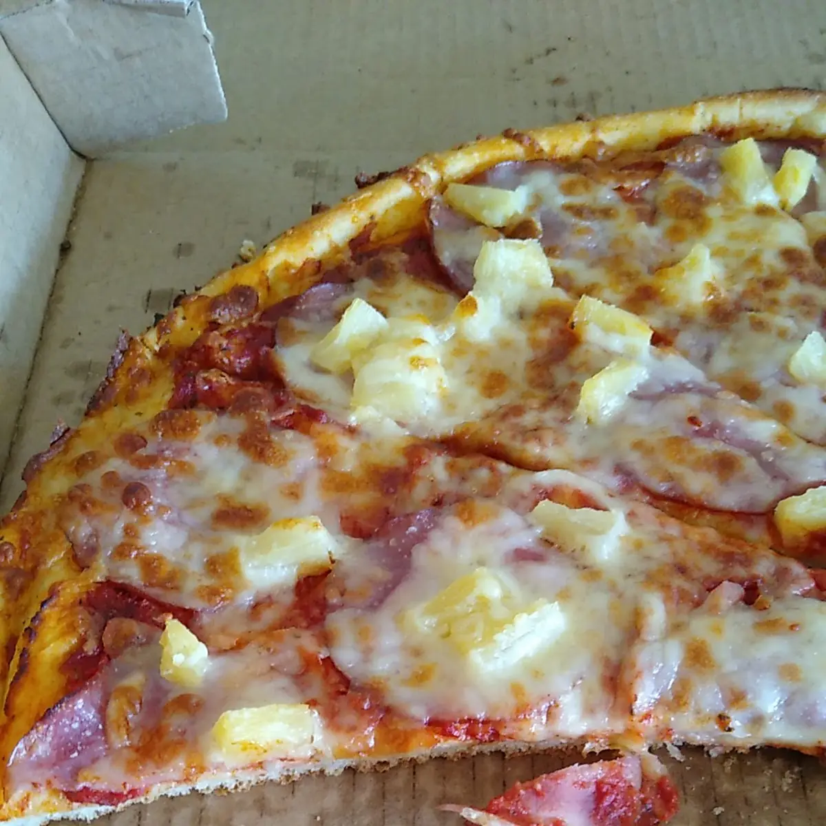 Hawaiian Pizza