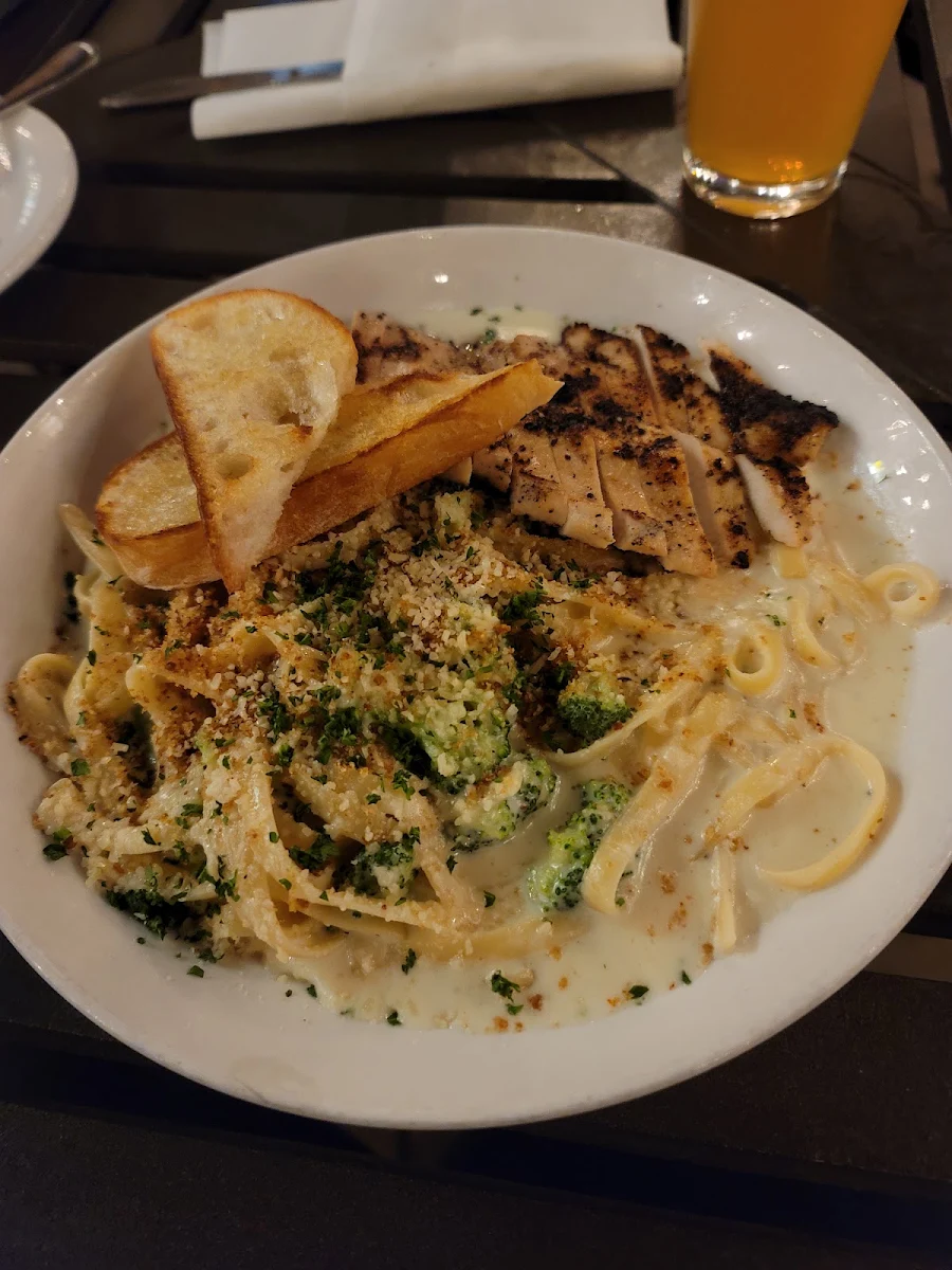 Chicken Alfredo