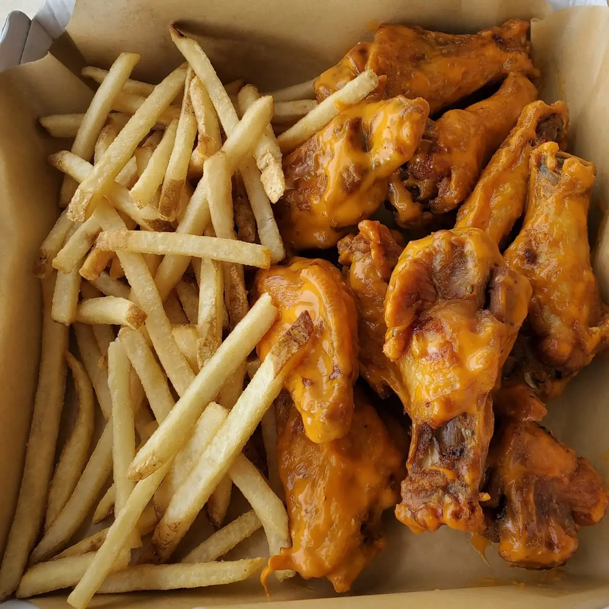 Traditional Wings and Fries