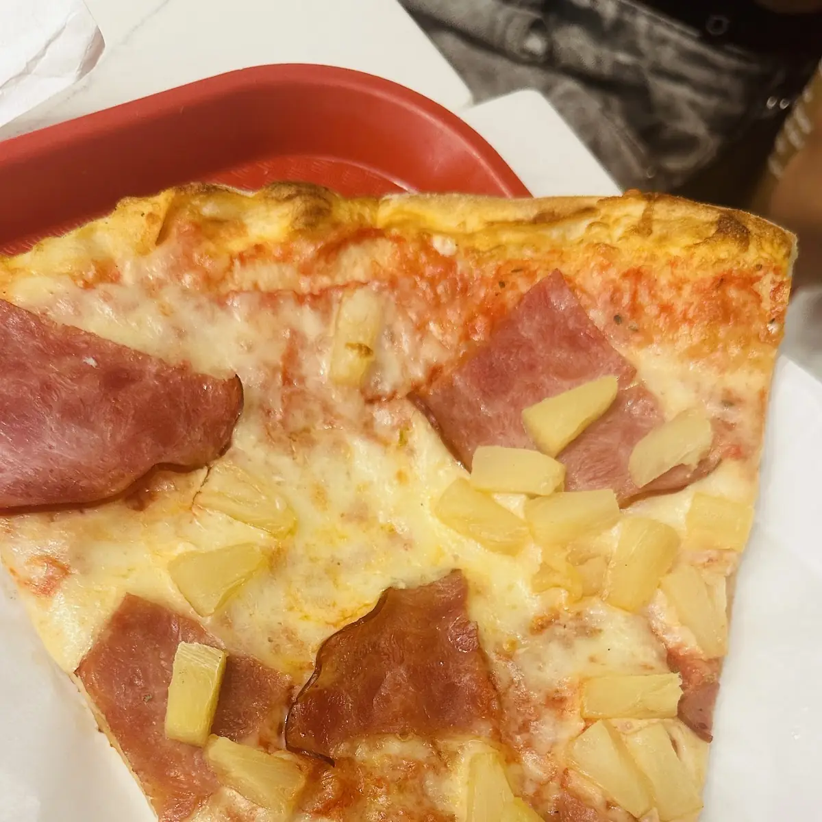 Hawaiian Pizza