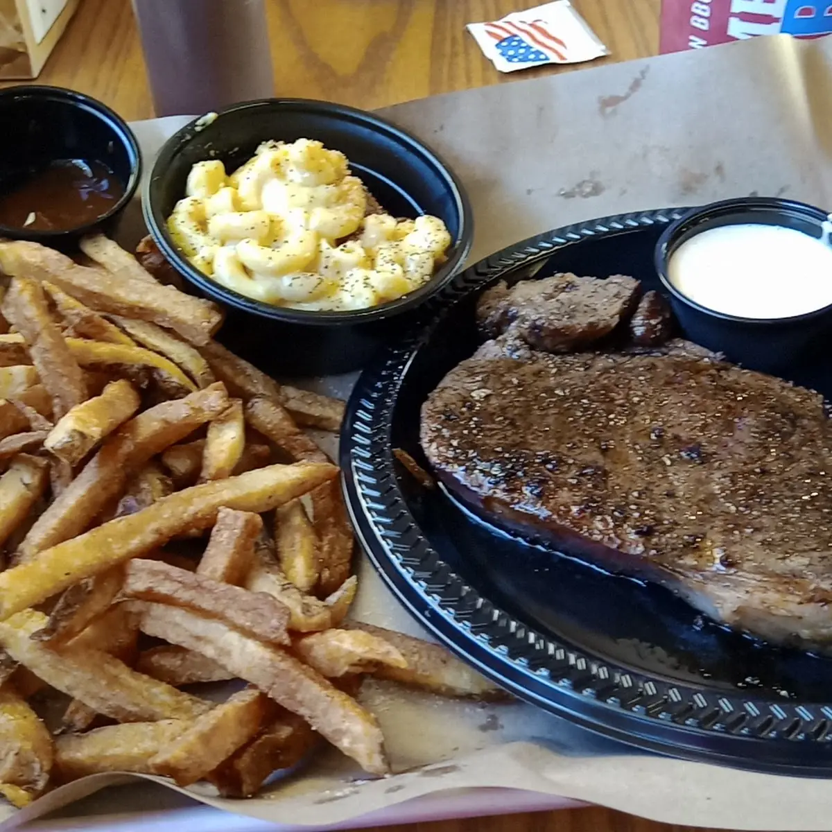 Ribeye Mac N Cheese Fries