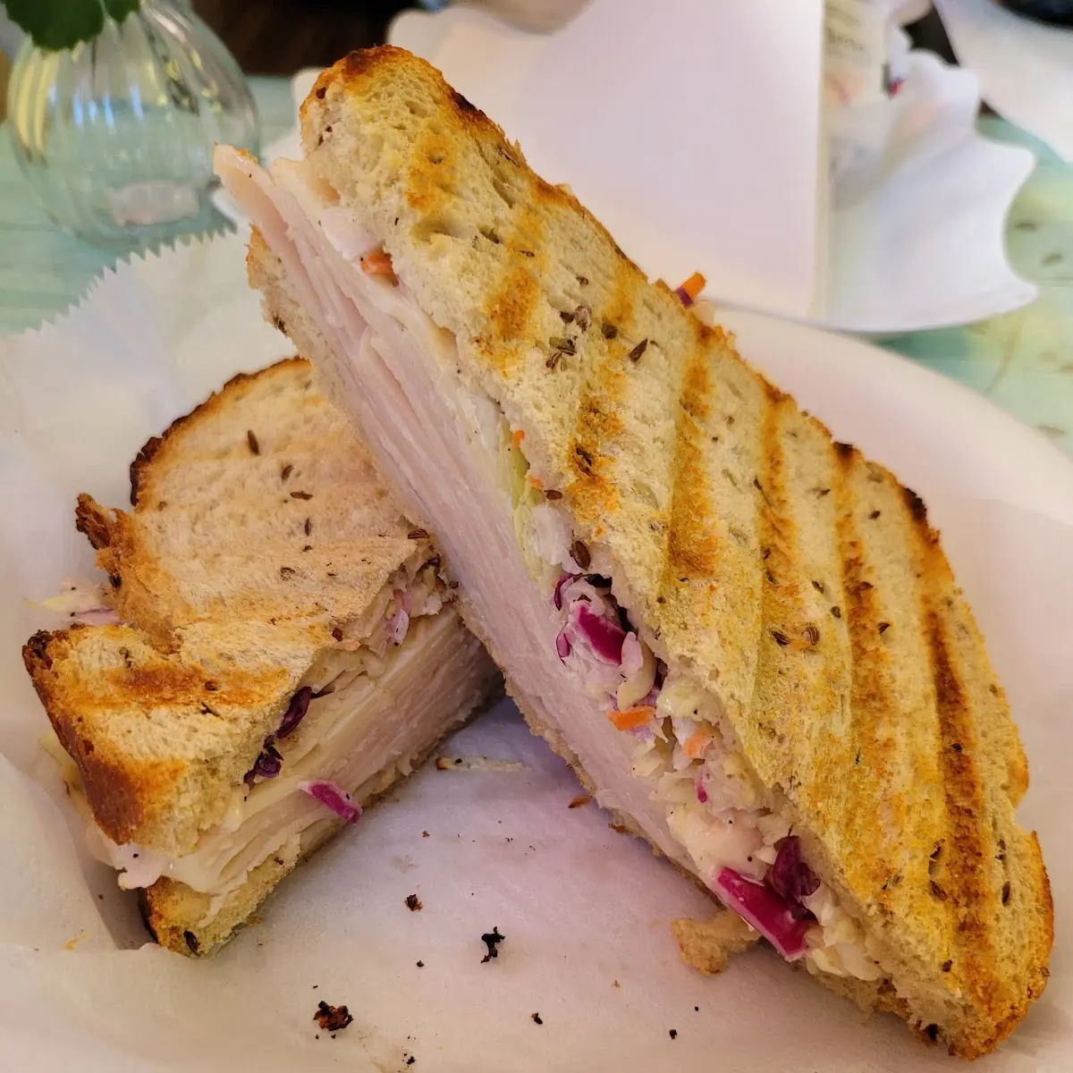 Rena's Chicken Sandwich