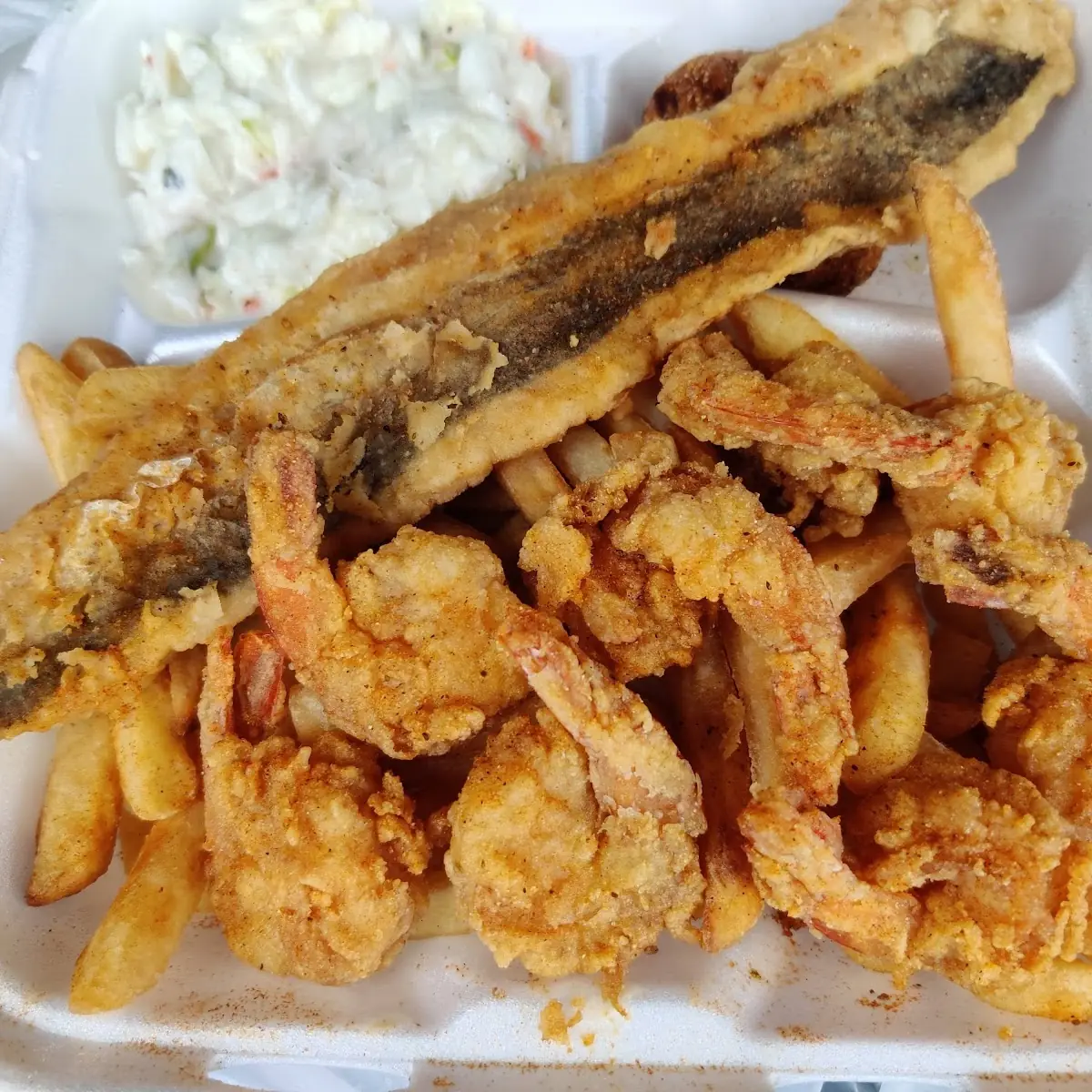 Seafood Combo with Fries