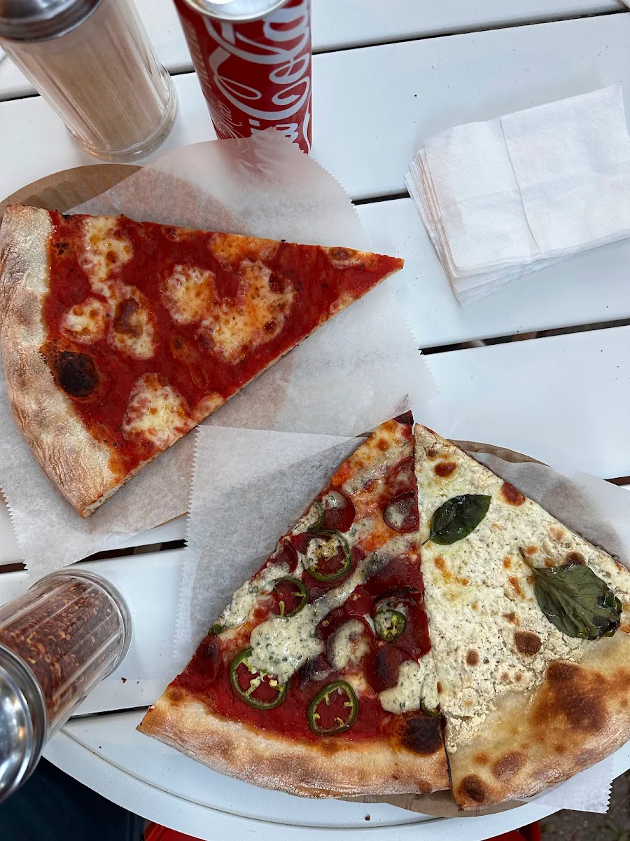 Spicy Pineapple Jalapeño Pizza Slice