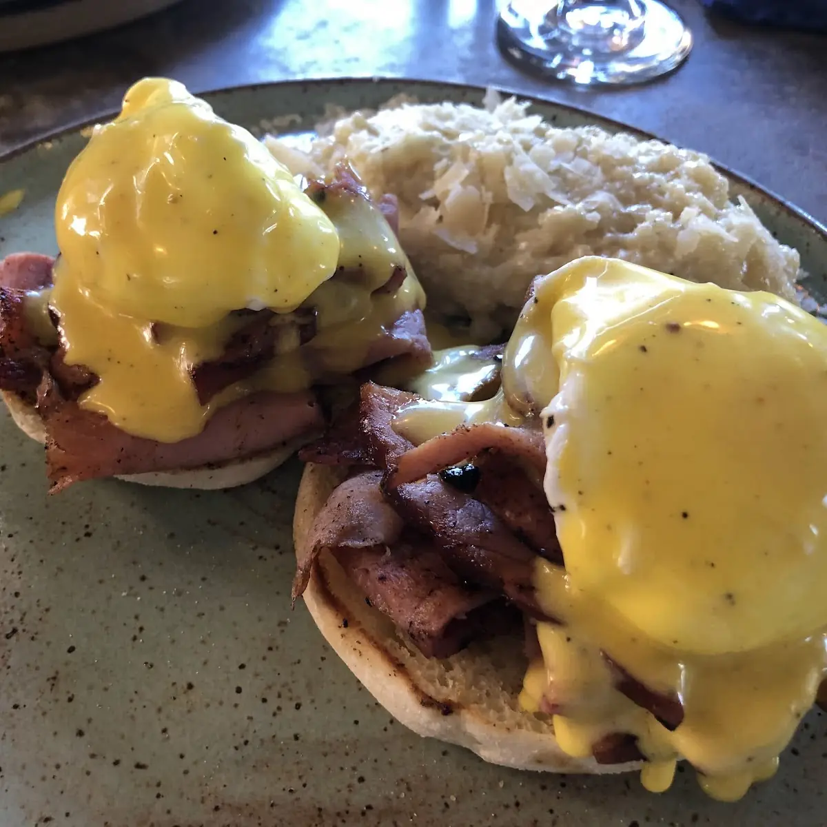 Eggs Benedict