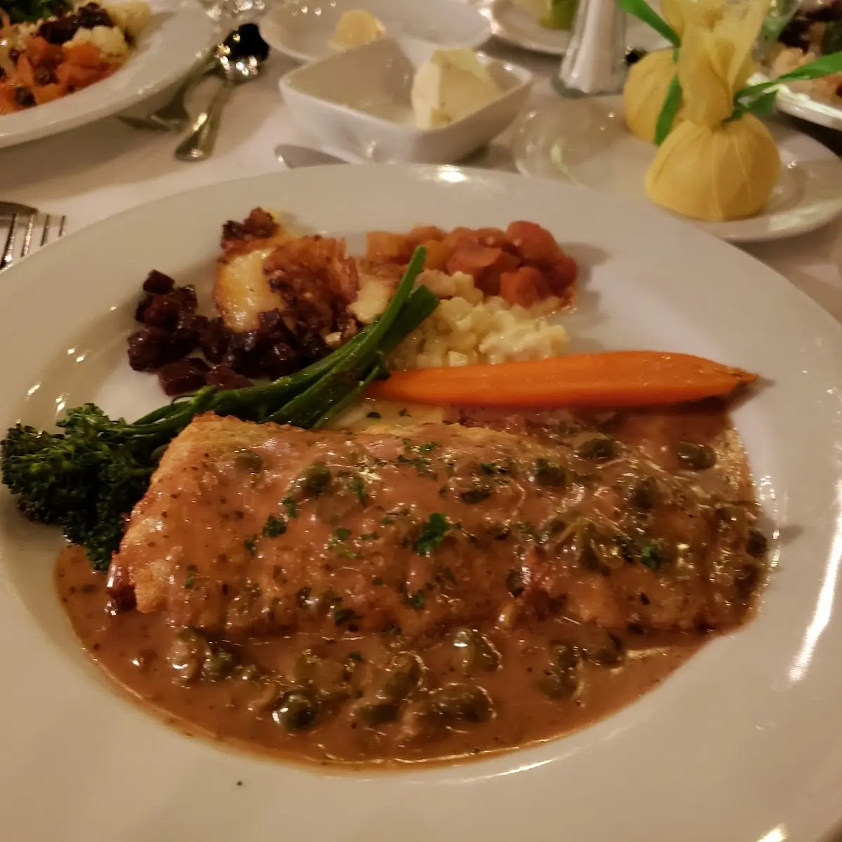 Veal Cutlet with Mashed Potatoes
