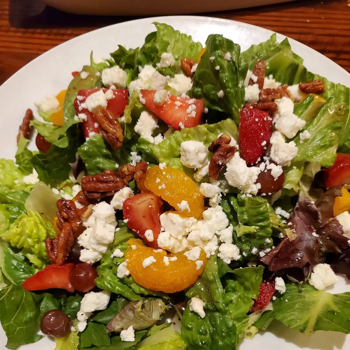 Strawberry & Pecan Salad