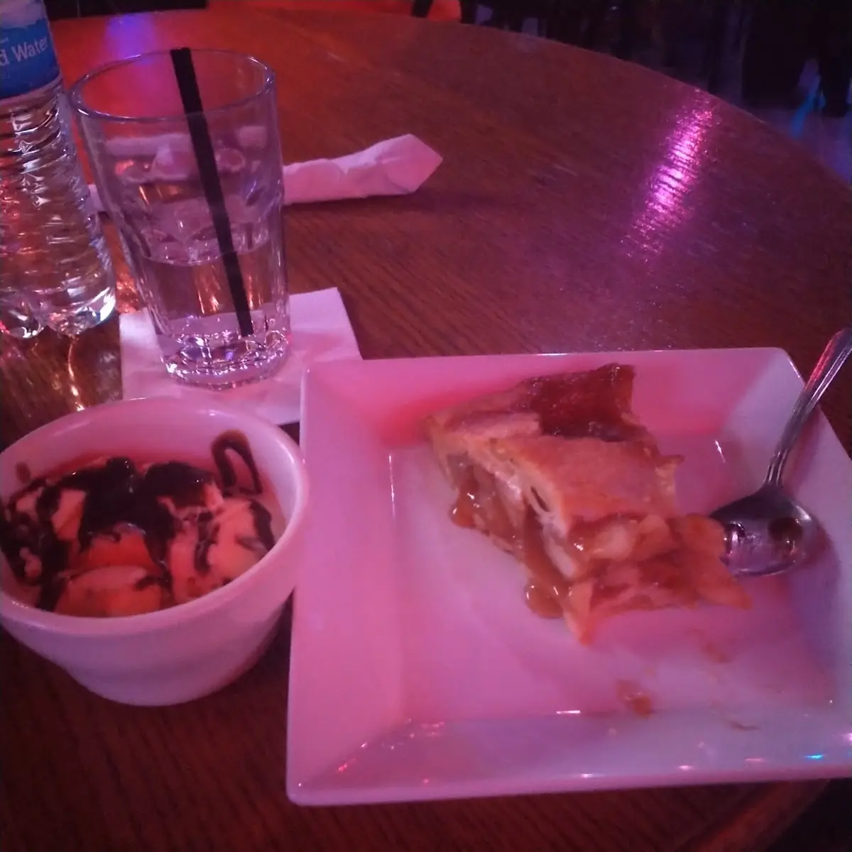 Apple Pie with Ice Cream