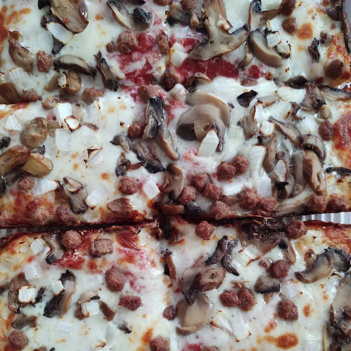 Detroit-Style 8 Corner Pizza